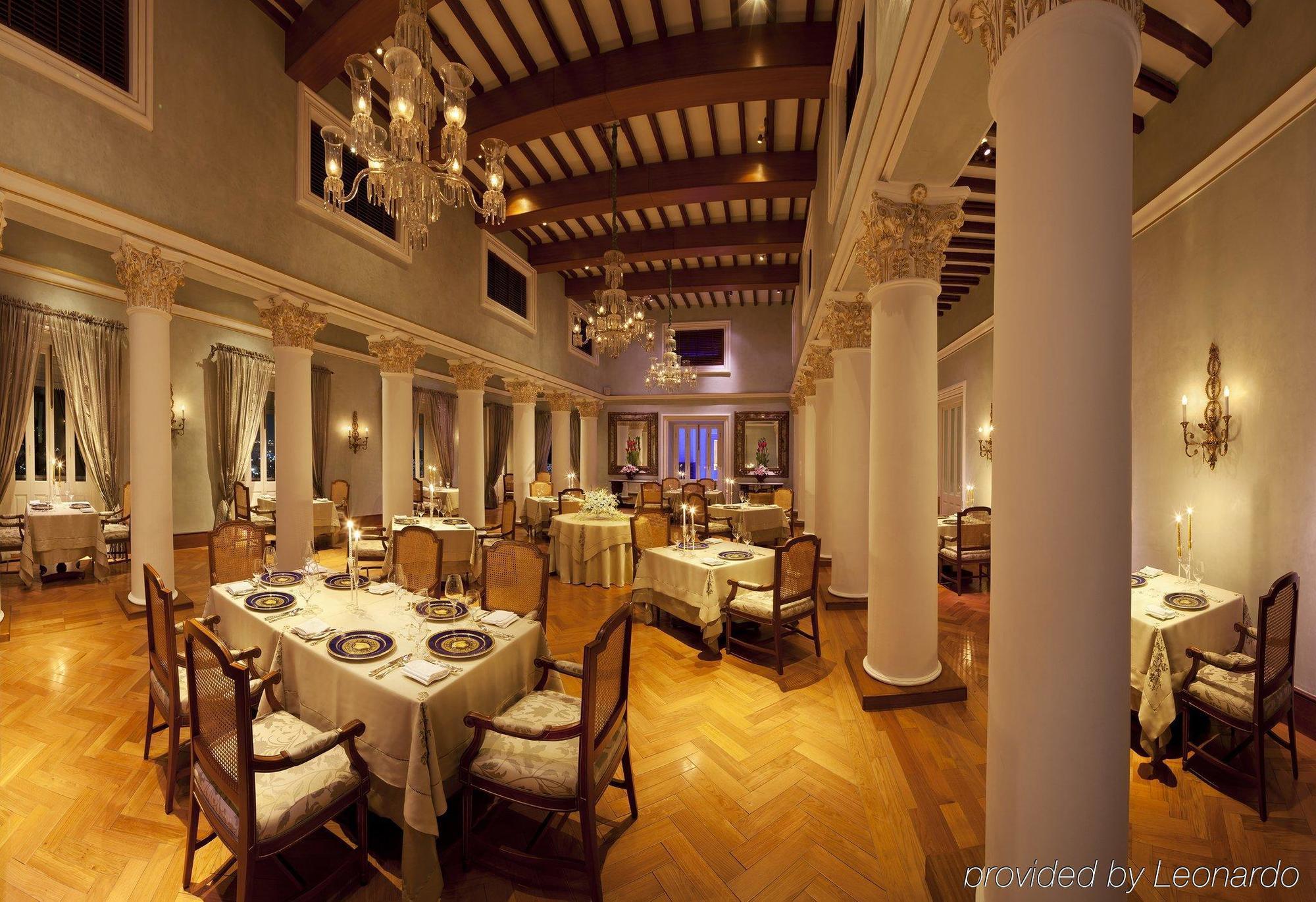 Taj Falaknuma Palace Hyderabad Restaurant foto
